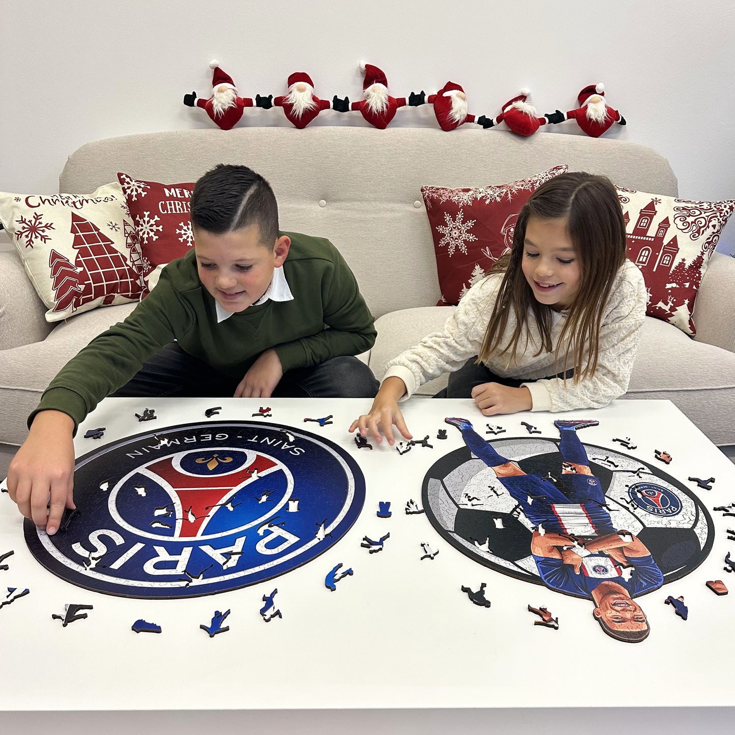 Paris Saint-Germain FC® Logo - Wooden Puzzle