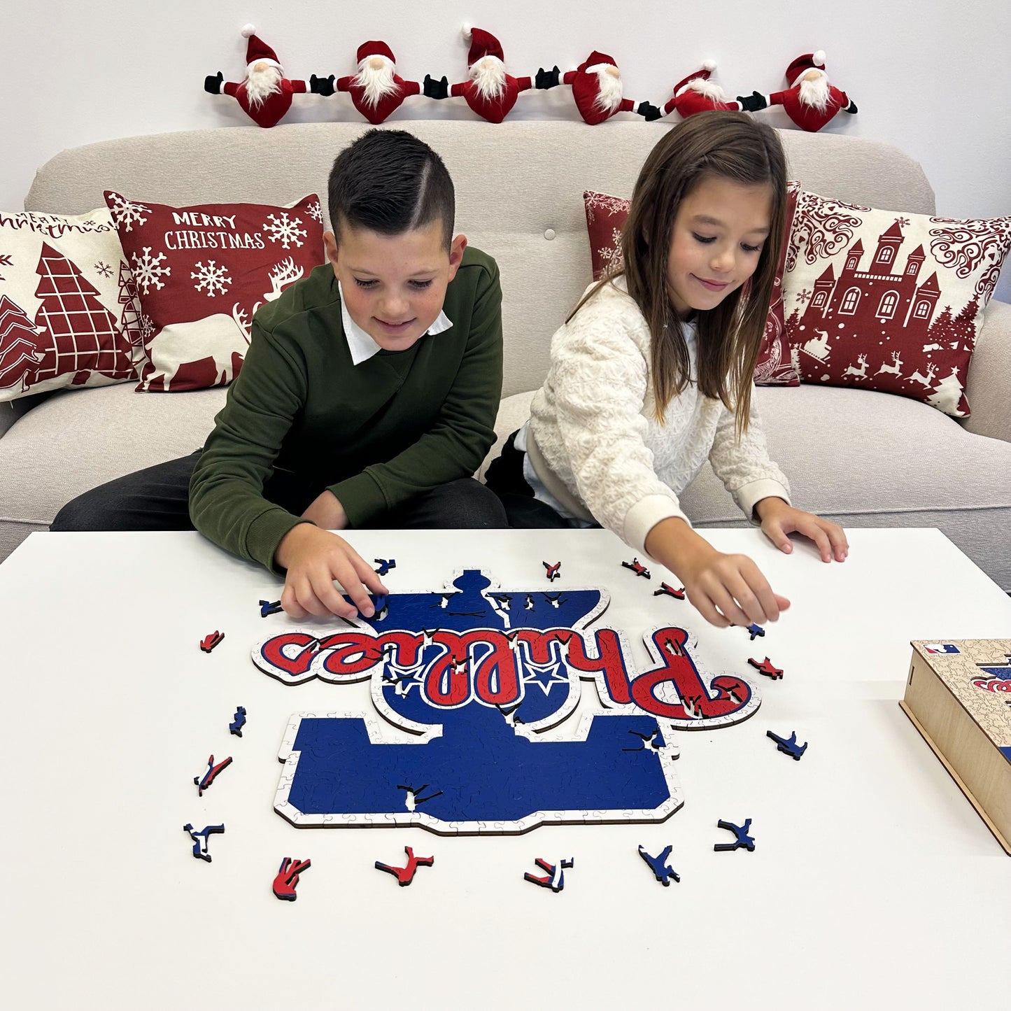 Philadelphia Phillies™ - Wooden Puzzle