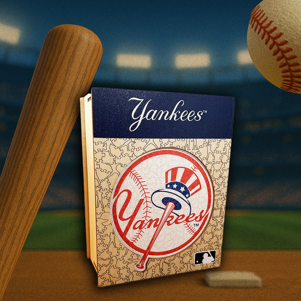 New York Yankees™ - Wooden Puzzle