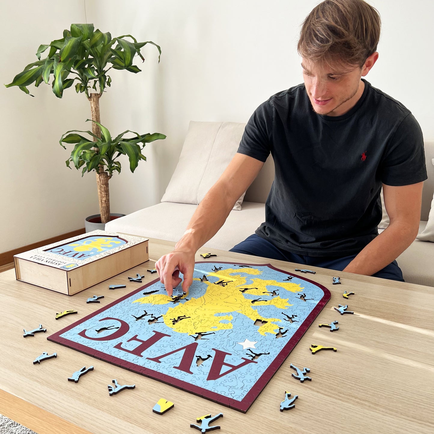 Aston Villa FC® Logo - Wooden Puzzle