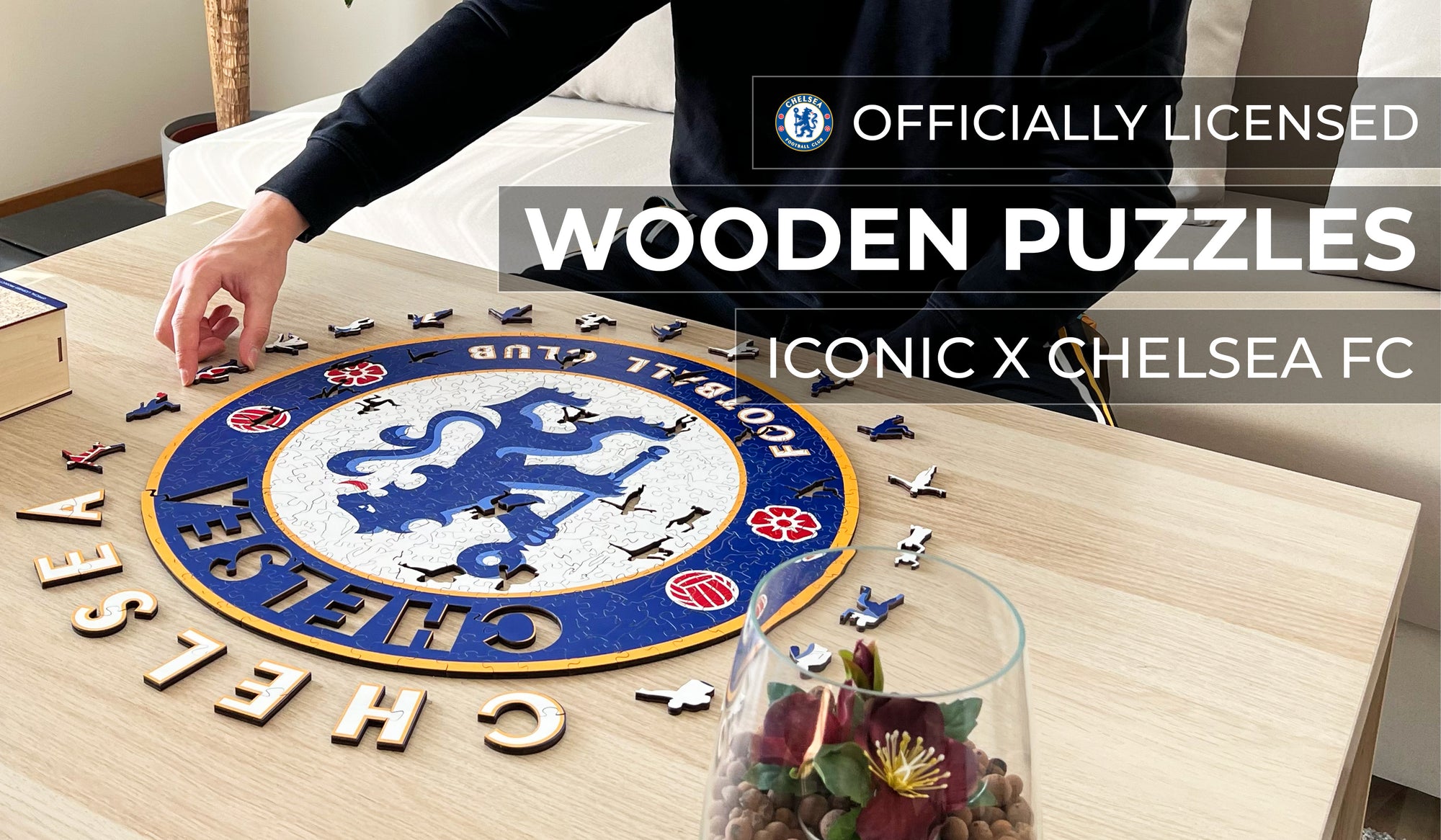 Chelsea FC® Logo - Official Wooden Puzzle