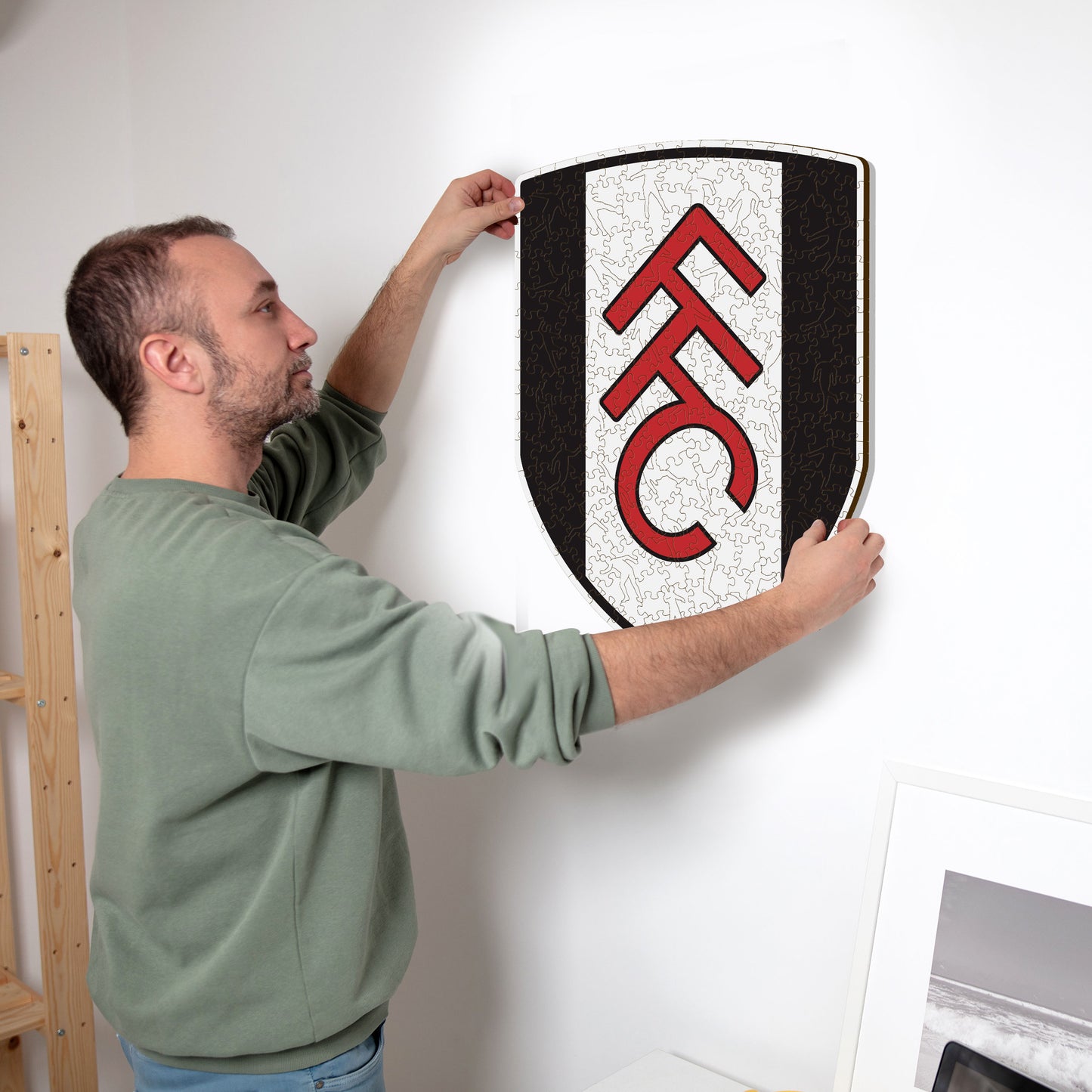 Fulham FC® Logo - Wooden Puzzle