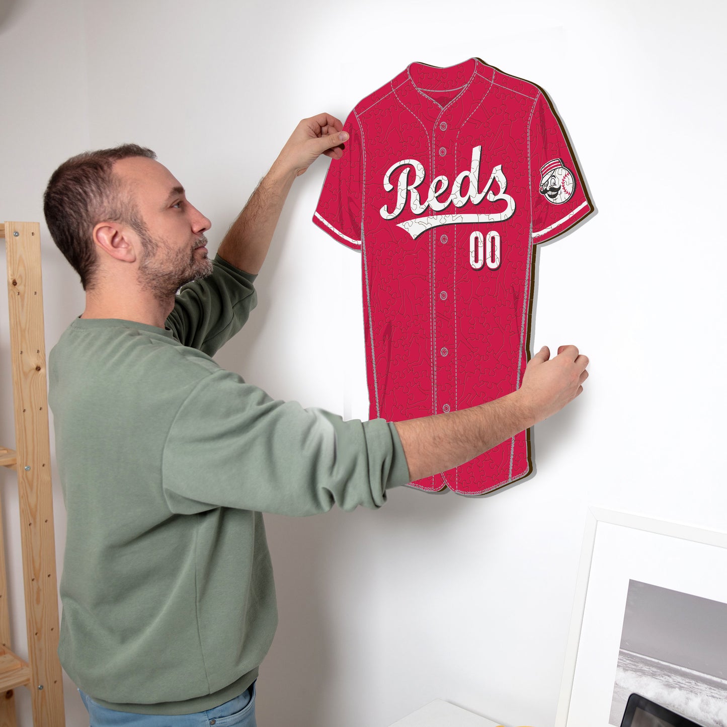 Cincinnati Reds™ Jersey Wooden Puzzle