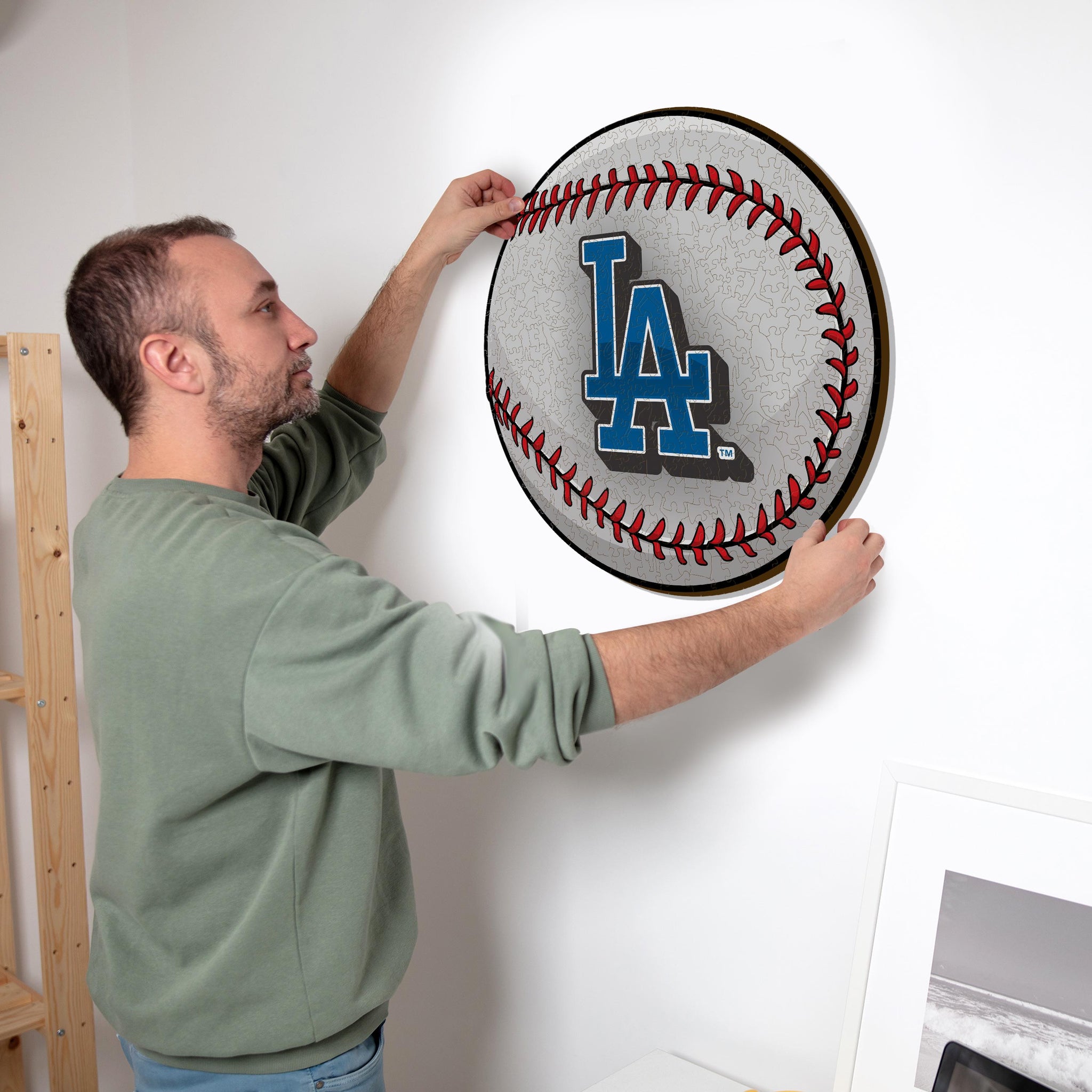 The Halos' Puzzle: Dodgers Desperate For Answers In Tight Race - 10vxj40