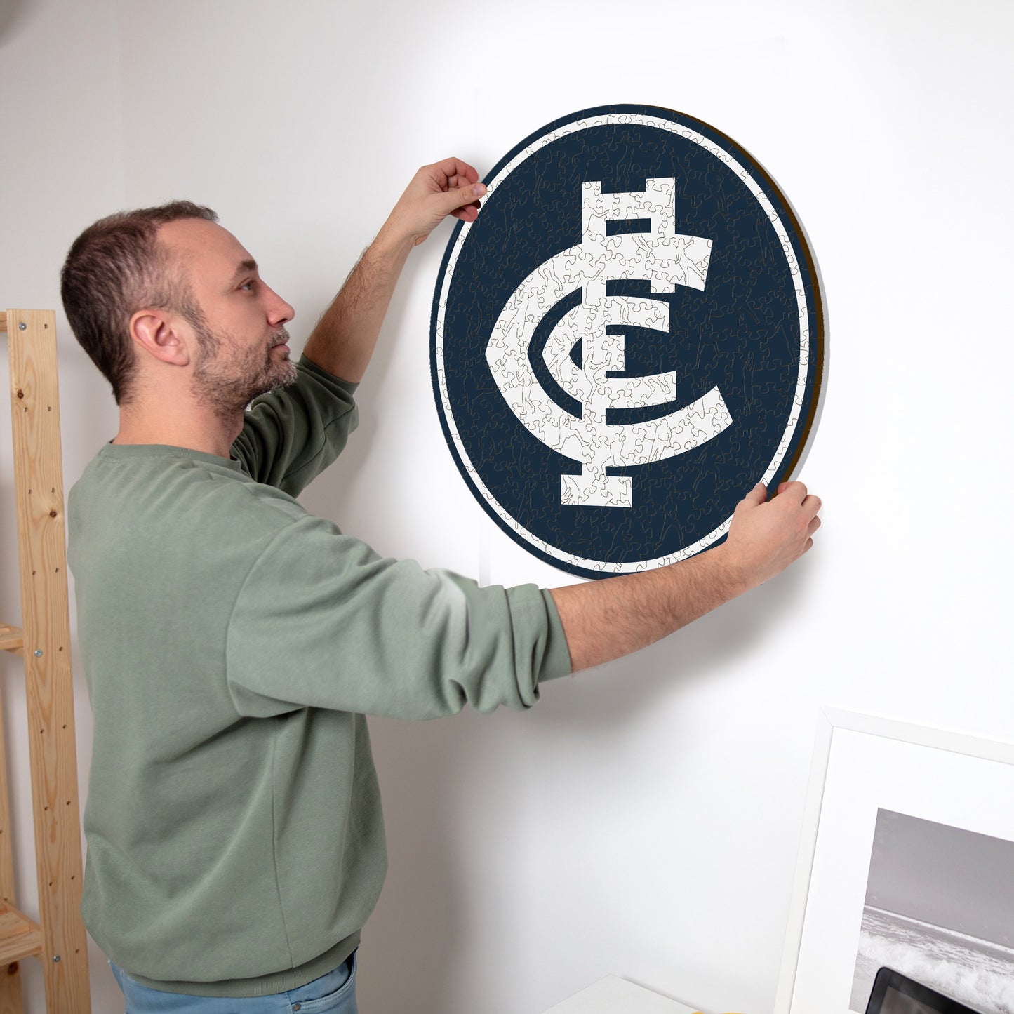 Carlton FC Logo - Wooden Puzzle