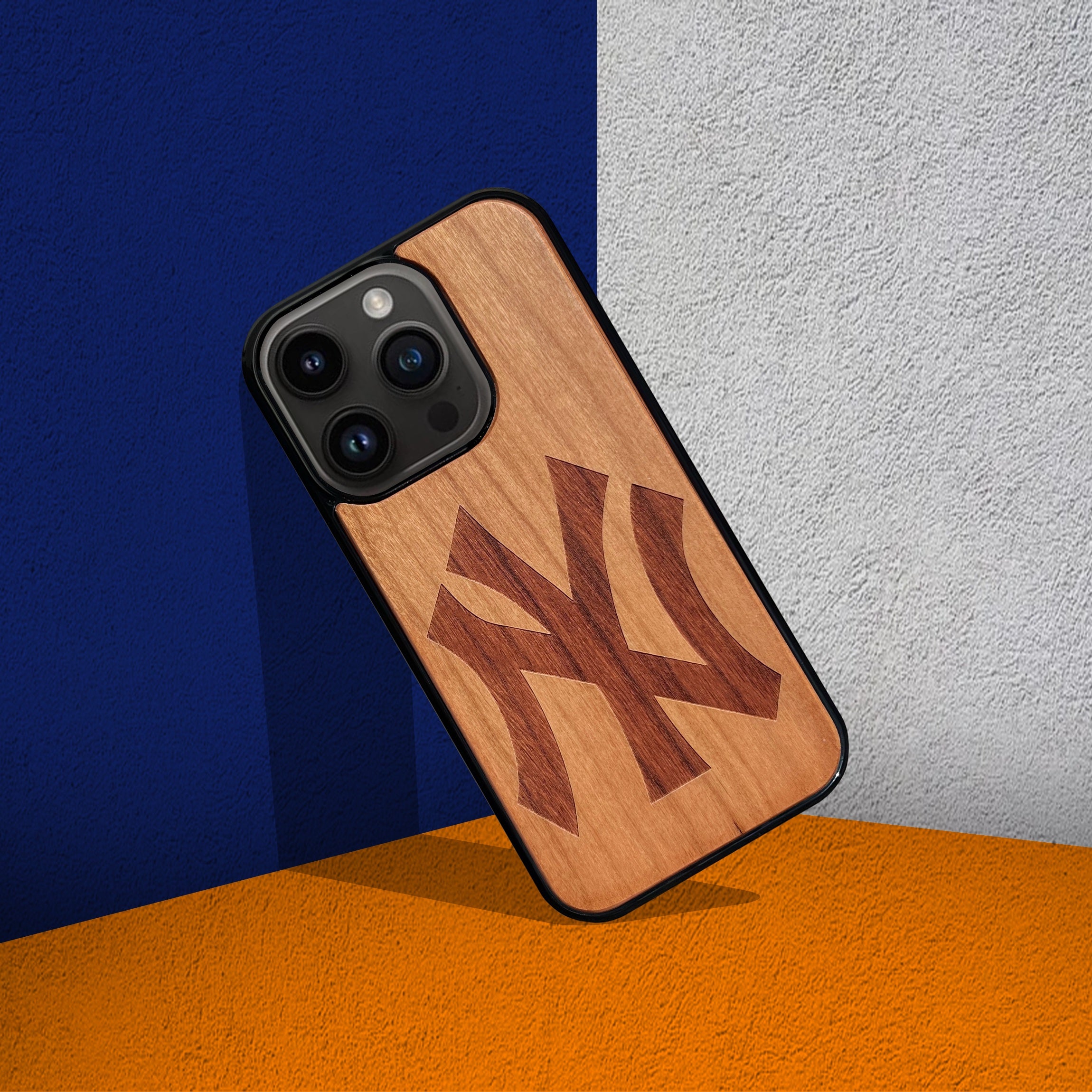 New York Yankees Wooden Phone Case MagSafe Compatible