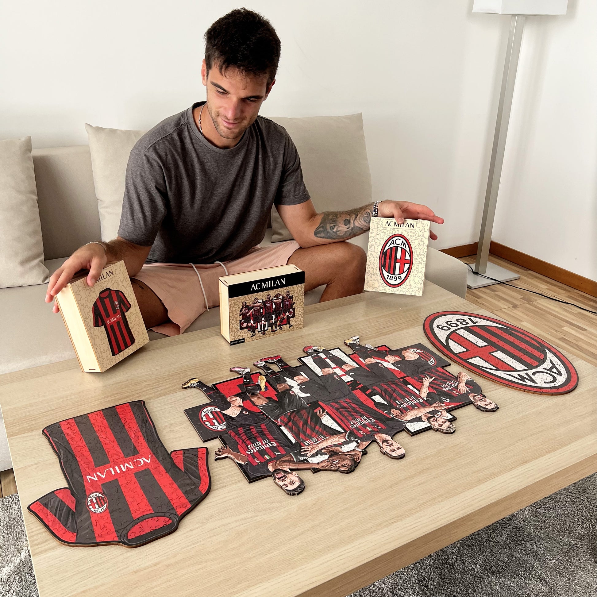 3 PACK AC Milan® Logo Jersey + 5 Players – Iconic Puzzles
